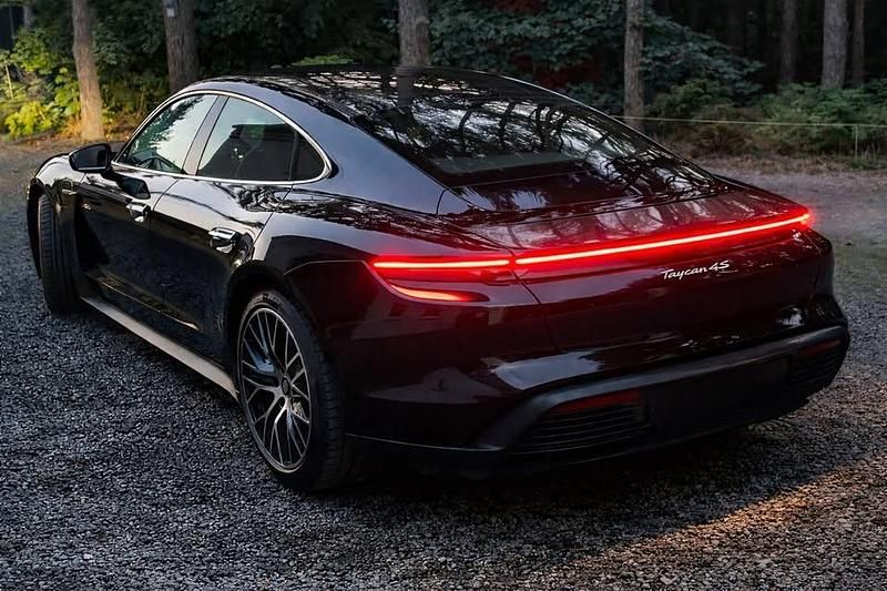 Brugt Porsche Taycan 4S Black Edition 339 kW (462 HK) 2021 Sedan