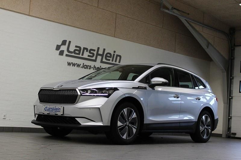 Sølvmetal Brugt 2023 Skoda Enyaq iV Loft SUV | 209.800 kr. (Super pris) - Billede 1/4
