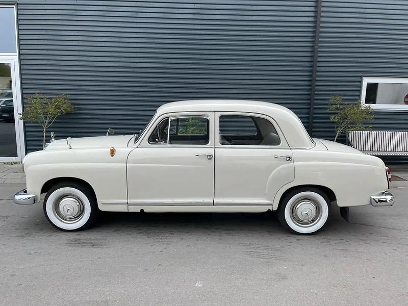 Brugt Mercedes 190 90 HK (66 kW) 1961 Hvid