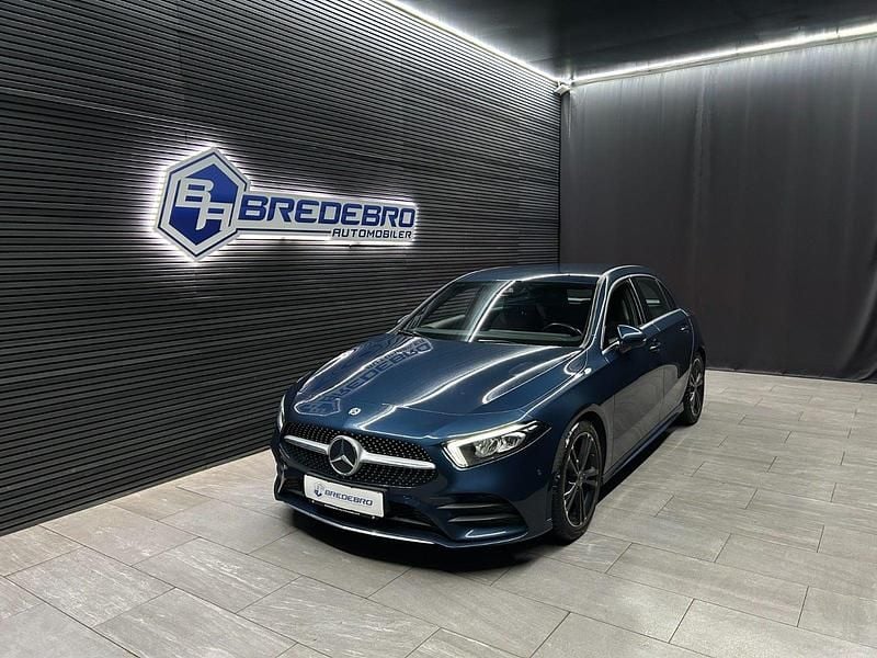 Rødmetal Brugt 2018 Mercedes A200 AMG line Hatchback | 249.500 kr. (Fair pris) - Billede 1/1