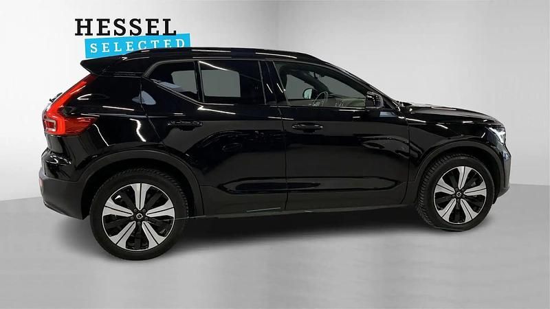 Brugt Volvo XC40 Core 169 kW (231 HK) 2022 Onyx black metallic SUV
