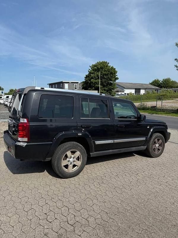 Brugt Jeep Commander 500 HK (367 kW) 2012 SUV