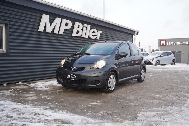 Brugt Toyota Aygo 68 HK (50 kW) 2012 Hatchback