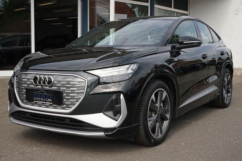 Sortmetal Brugt 2024 Audi Q4 Sportback e-tron Ambiente SUV | 429.900 kr. - Billede 1/4