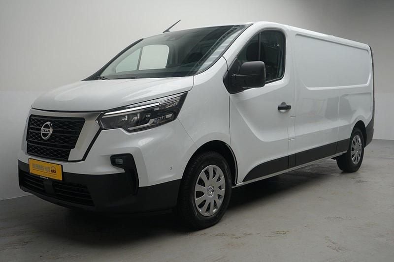 Hvid Ny 2024 Nissan Primastar N-Connecta MPV | 258.900 kr. - Billede 1/4