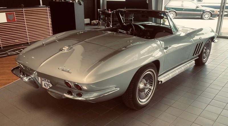 Brugt Chevrolet Corvette Stingray 300 HK (220 kW) 1965 Sølv Cabriolet