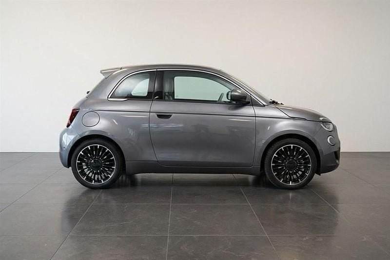 Brugt Fiat 500e La Prima 86 kW (118 HK) 2023 Grå Hatchback