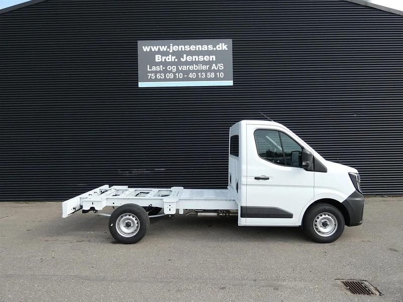 Hvid Ny 2025 Renault Master Van | 225.000 kr. - Billede 1/4