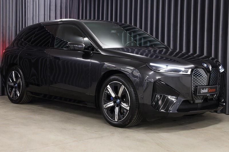 Koksmetal Brugt 2024 BMW iX Sport Line SUV | 709.900 kr. (Super pris) - Billede 1/4