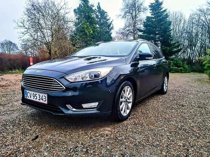Sort Brugt 2015 Ford Focus Titanium Stationcar | 69.900 kr. (Fair pris) - Billede 1/4