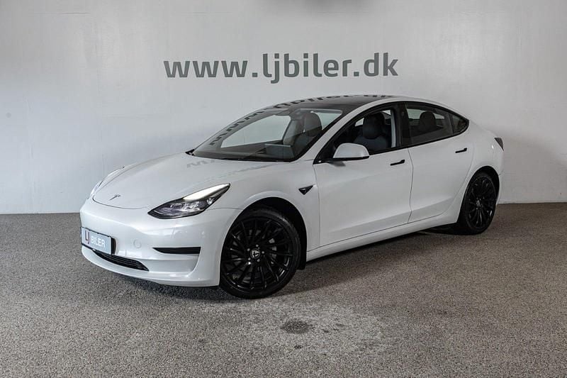 Brugt Tesla Model 3 RWD 239 kW (325 HK) 2023 Hvidmetal Sedan