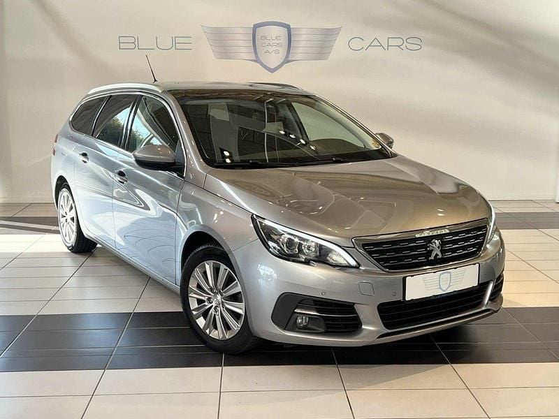 Gråmetal Brugt 2018 Peugeot 308 Allure Sky Stationcar | 94.900 kr. (Fair pris) - Billede 1/4