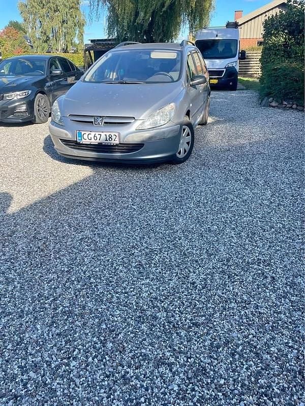 Brugt 2003 Peugeot 307 Stationcar | 10.000 kr. (Fair pris) - Billede 1/4