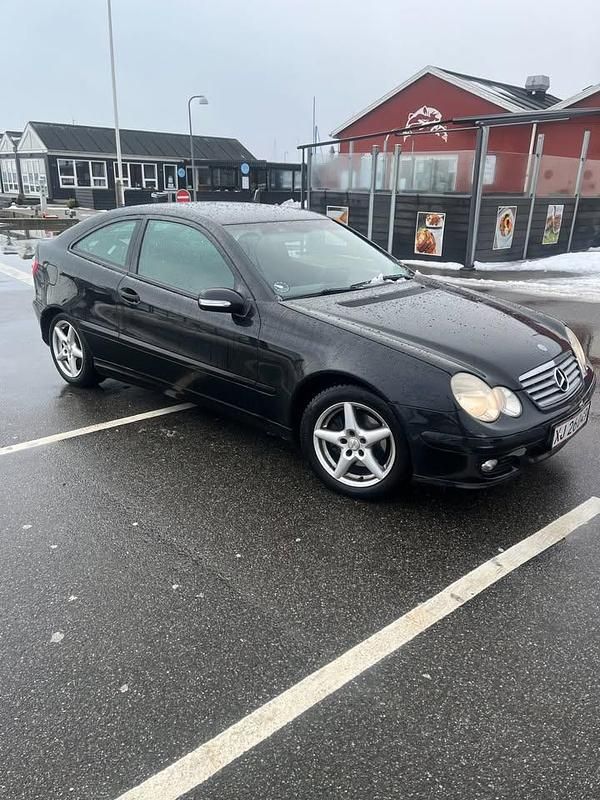 Brugt Mercedes C180 143 HK (105 kW) 2004