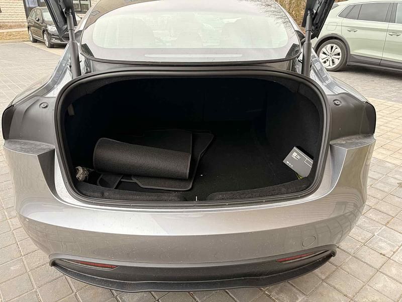 Brugt Tesla Model 3 Long Range RWD 235 kW (320 HK) 2024 QuickSilver Sedan