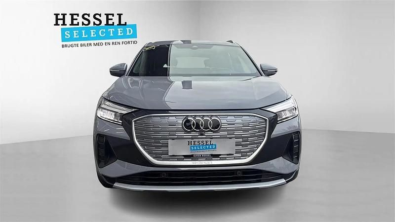 Ny Audi e-tron Comfort 150 kW (204 HK) 2025 Moonstone grey SUV