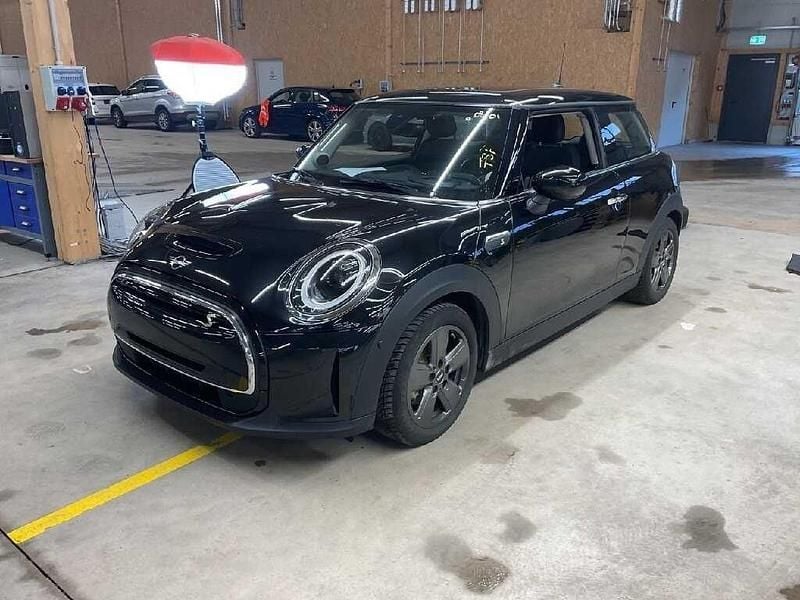 Brugt Mini Cooper SE Essential 135 kW (184 HK) 2023 Sort Hatchback