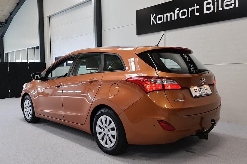 Brugt Hyundai i30 Active 110 HK (80 kW) 2015 Bronzemetal Stationcar