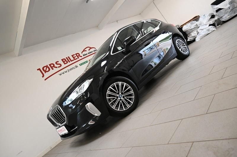 Sortmetal Brugt 2023 BMW 225 Active Tourer Luxury Line MPV | 309.800 kr. (Fair pris) - Billede 1/4