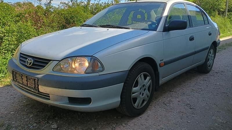 Brugt 2002 Toyota Avensis Sedan | 17.000 kr. - Billede 1/4