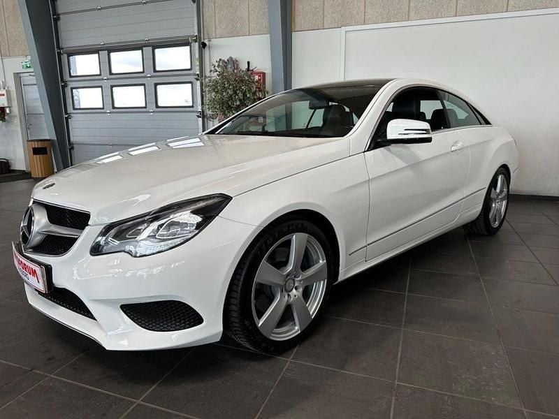 Hvid Brugt 2014 Mercedes E200 Coupe | 219.900 kr. - Billede 1/4