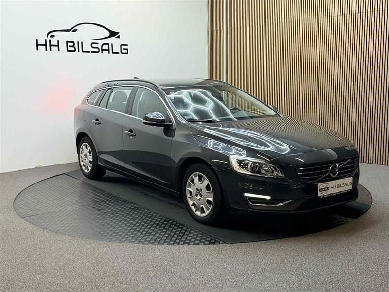 Brugt Volvo V60 Momentum 190 HK (139 kW) 2016 Stationcar