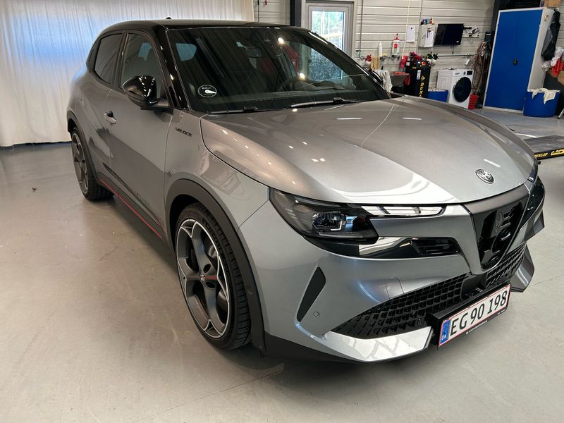 Brugt Alfa Romeo Junior Veloce 205 kW (280 HK) 2025 Gråmetal SUV
