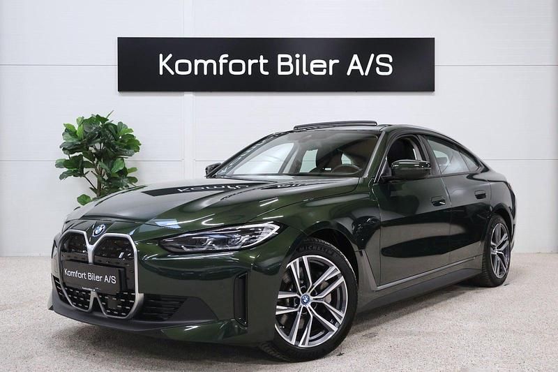 Grønmetal Brugt 2023 BMW i4 Sedan | 384.800 kr. (Fair pris) - Billede 1/4