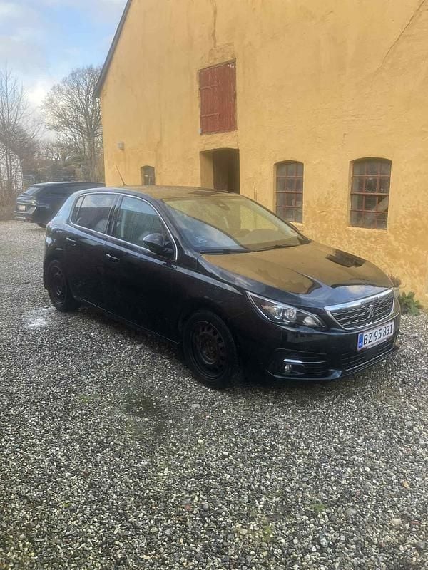 Sort Brugt 2018 Peugeot 308 Selection Sky Hatchback | 70.000 kr. (Super pris) - Billede 1/4