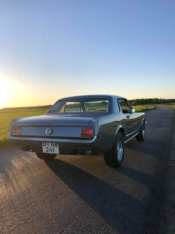 Brugt Ford V8 1966 Blå