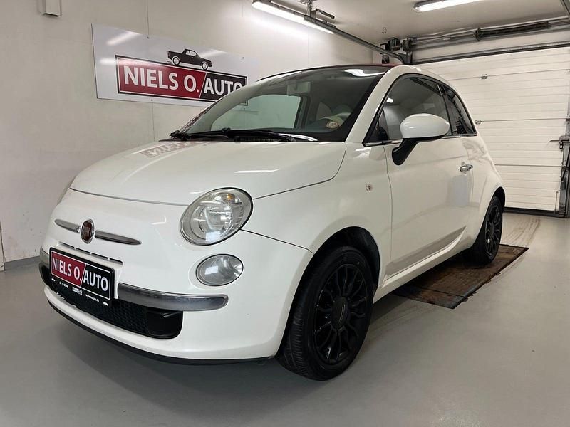 Hvid Brugt 2010 Fiat 500C Lounge Cabriolet | 39.800 kr. (Lidt for dyr) - Billede 1/4