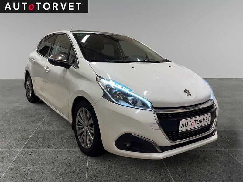 Brugt Peugeot 208 Desire Sky 100 HK (73 kW) 2017 Hvid Hatchback