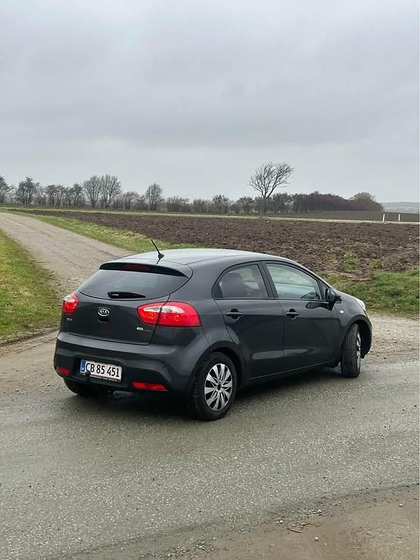 Brugt Kia Rio 75 HK (55 kW) 2013 Hatchback