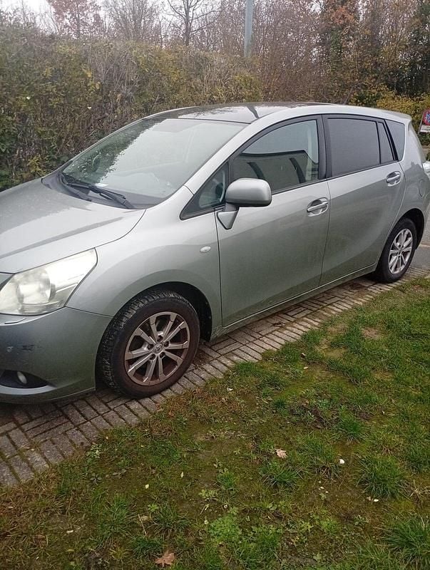 Gråmetal Brugt 2011 Toyota Verso TX MPV | 74.900 kr. - Billede 1/4