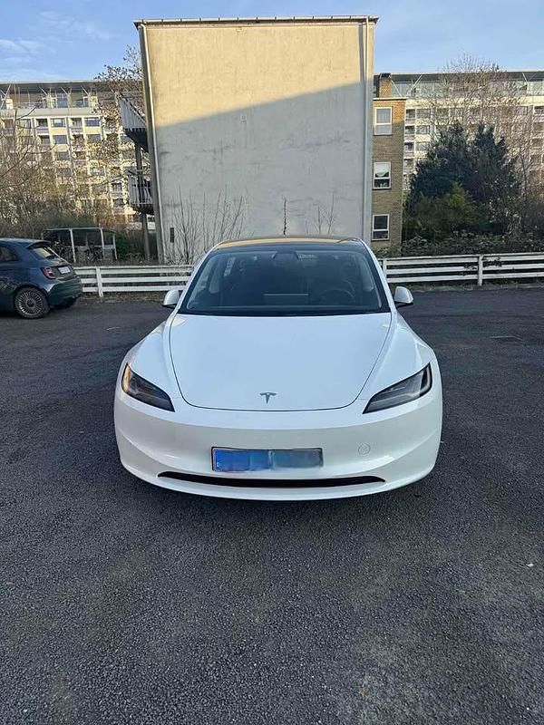 Brugt Tesla Model 3 RWD 208 kW (283 HK) 2024 Sedan