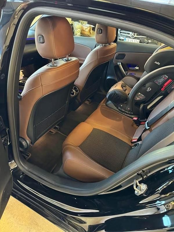 Brugt 2014 Mercedes A200 Progressive Hatchback | 199.999 kr. - Billede 1/4