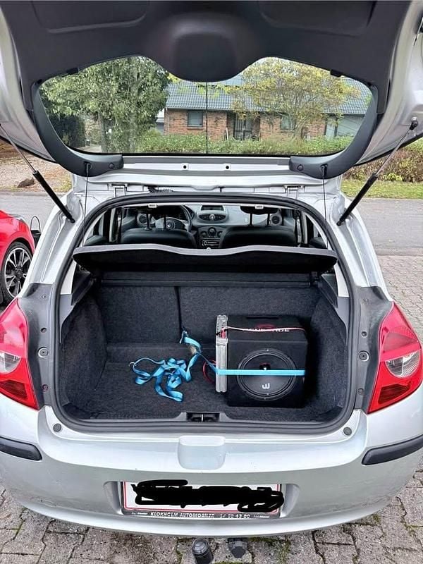 Brugt 2007 Renault Clio II Hatchback | 26.000 kr. (Lidt for dyr) - Billede 1/4