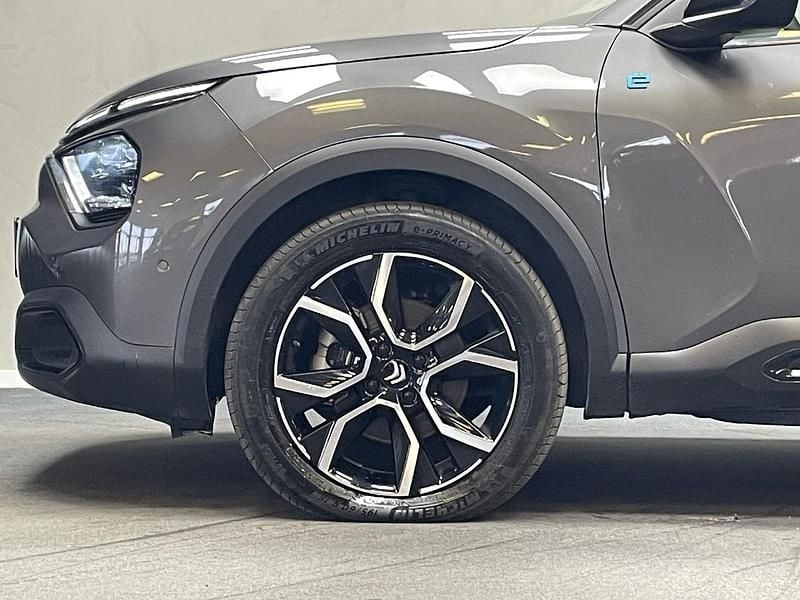 Brugt Citroën e-C4 Shine 100 kW (136 HK) 2023 Grå Hatchback