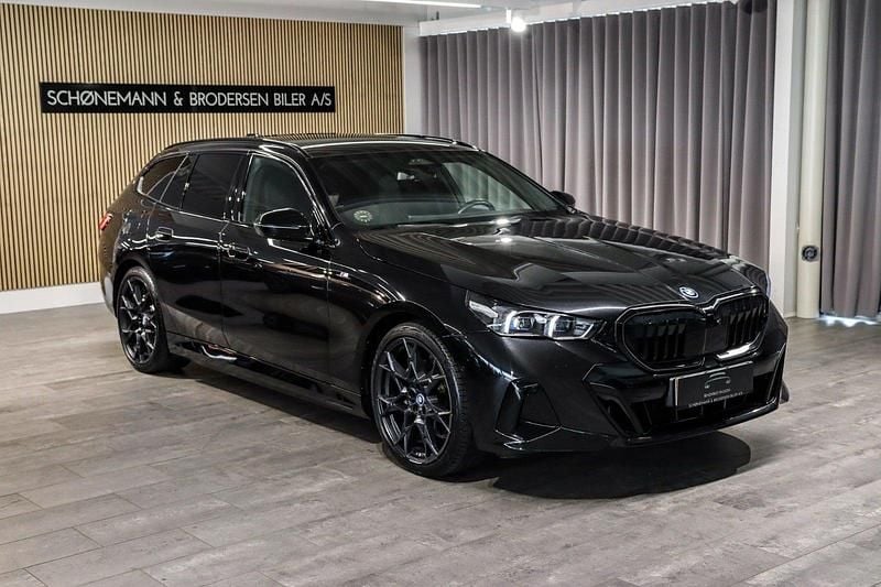 Sortmetal Brugt 2024 BMW i5 Sedan | 599.900 kr. (Lidt for dyr) - Billede 1/4