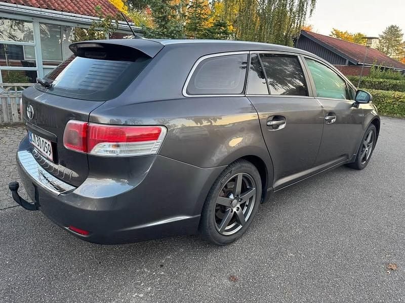 Brugt Toyota Avensis 132 HK (97 kW) 2011 Stationcar