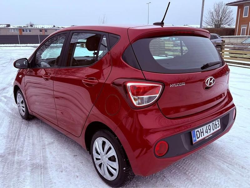 Brugt Hyundai i10 Premium 67 HK (49 kW) 2017 Rød Hatchback