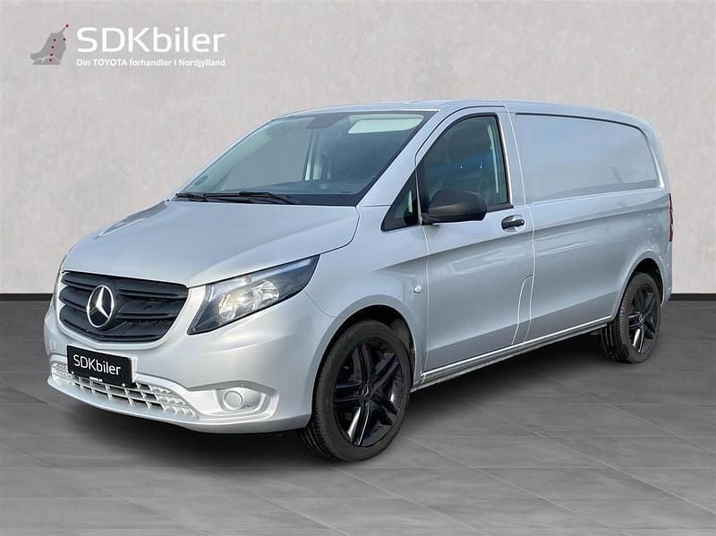 Brugt Mercedes Vito 136 HK (100 kW) 2022 Sølv Van