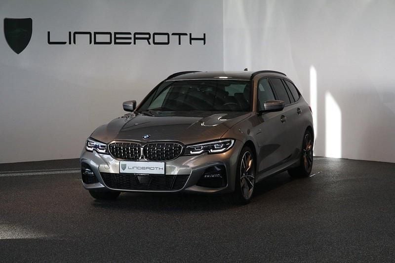 Gråmetal Brugt 2021 BMW 330e M Sport Stationcar | 370.000 kr. (Fair pris) - Billede 1/4
