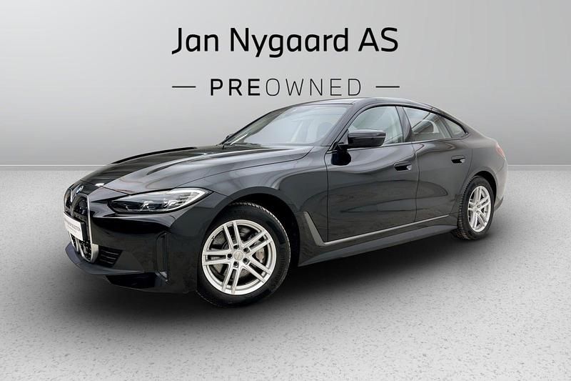 Sort Brugt 2024 BMW i4 Sedan | 339.000 kr. (God pris) - Billede 1/3