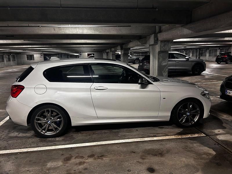 Brugt BMW M135 326 HK (239 kW) 2015 Hvid Hatchback