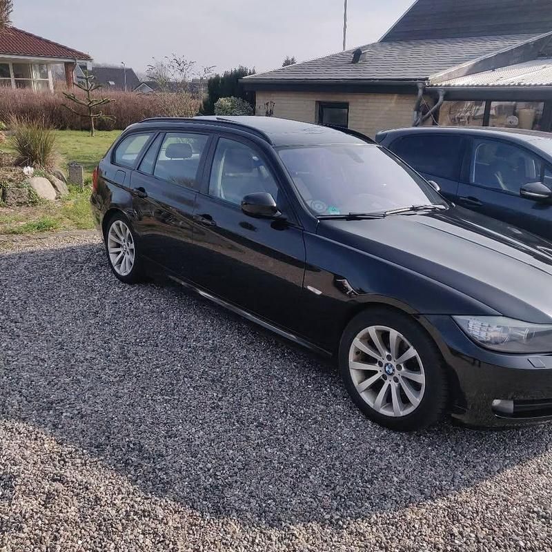 Brugt BMW 318 143 HK (105 kW) 2011 Stationcar