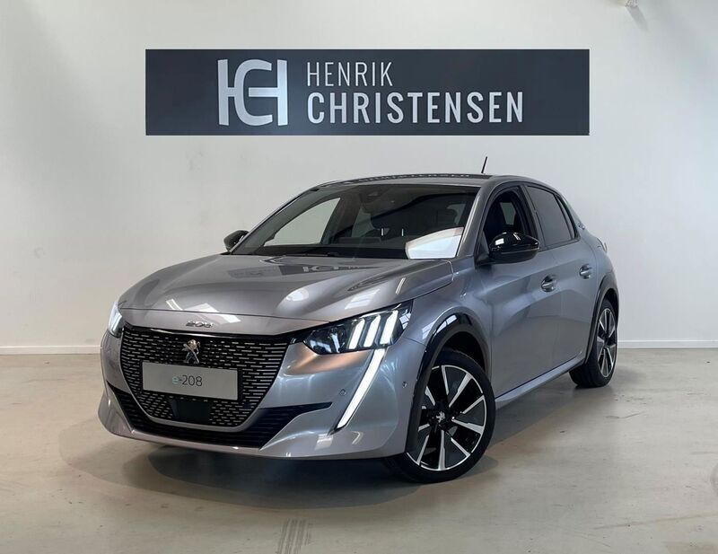 Grå artense met. Brugt 2021 Peugeot e-208 GT Hatchback | 149.900 kr. (Fair pris) - Billede 1/4