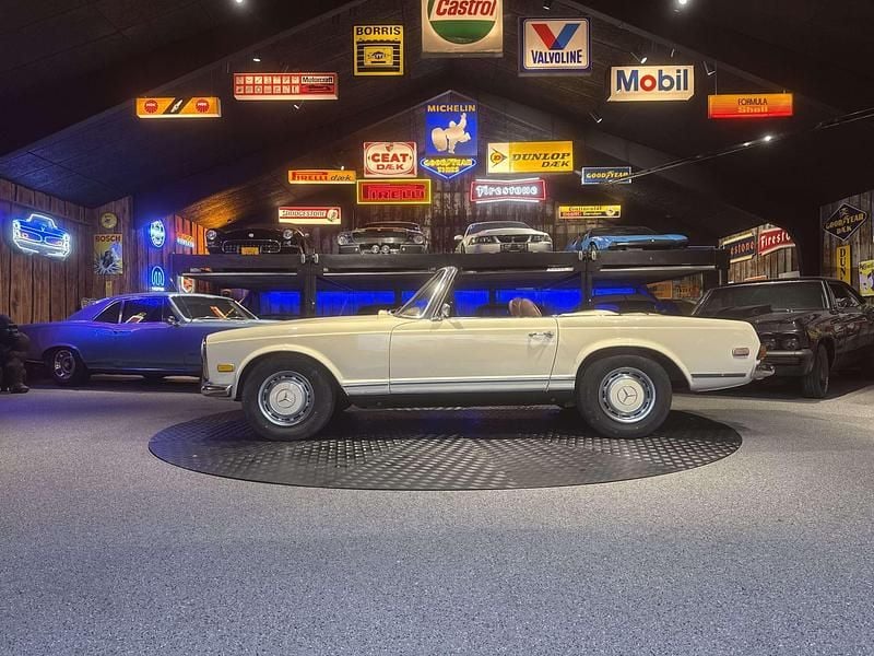 Brugt Mercedes SL280 170 HK (125 kW) 1968 Sort Cabriolet