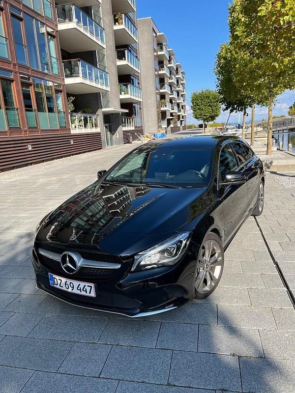 Sort Brugt 2017 Mercedes CLA200 Shooting Brake Stationcar | 169.900 kr. (Fair pris) - Billede 1/4
