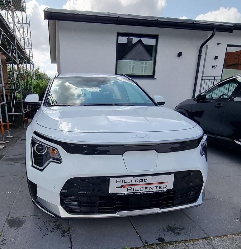 Hvid Brugt 2023 Kia e-Niro SUV | 214.800 kr. (God pris) - Billede 1/4